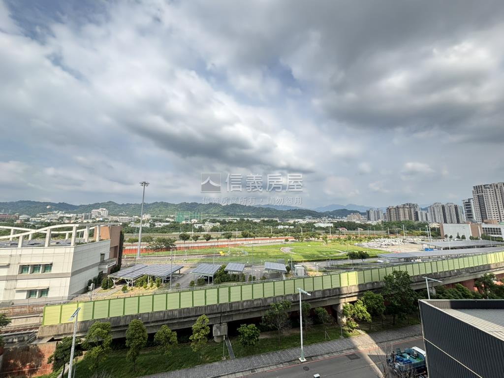 創立方朝東視野寬廣房屋室內格局與周邊環境