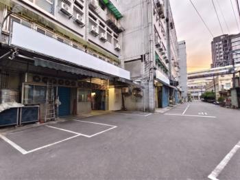 中和捷運旁面寬貨車廠辦