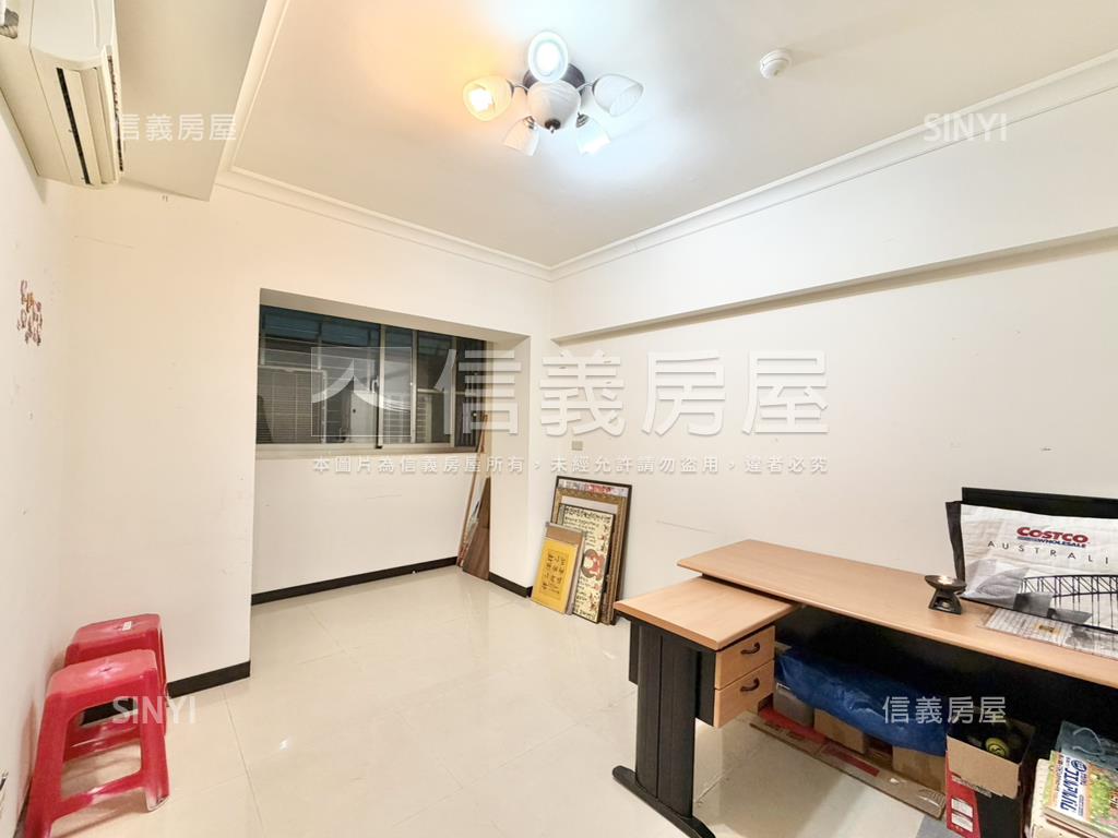 皇家帝寶三房．雙衛有開窗房屋室內格局與周邊環境