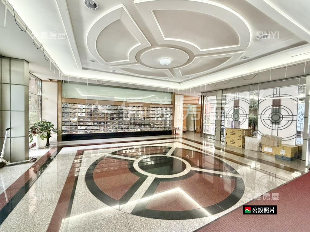 皇家帝寶三房．雙衛有開窗房屋室內格局與周邊環境