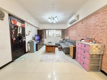 皇家帝寶三房．雙衛有開窗