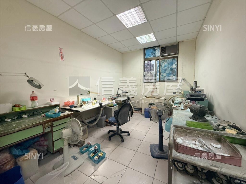低總價大空間廠辦房屋室內格局與周邊環境