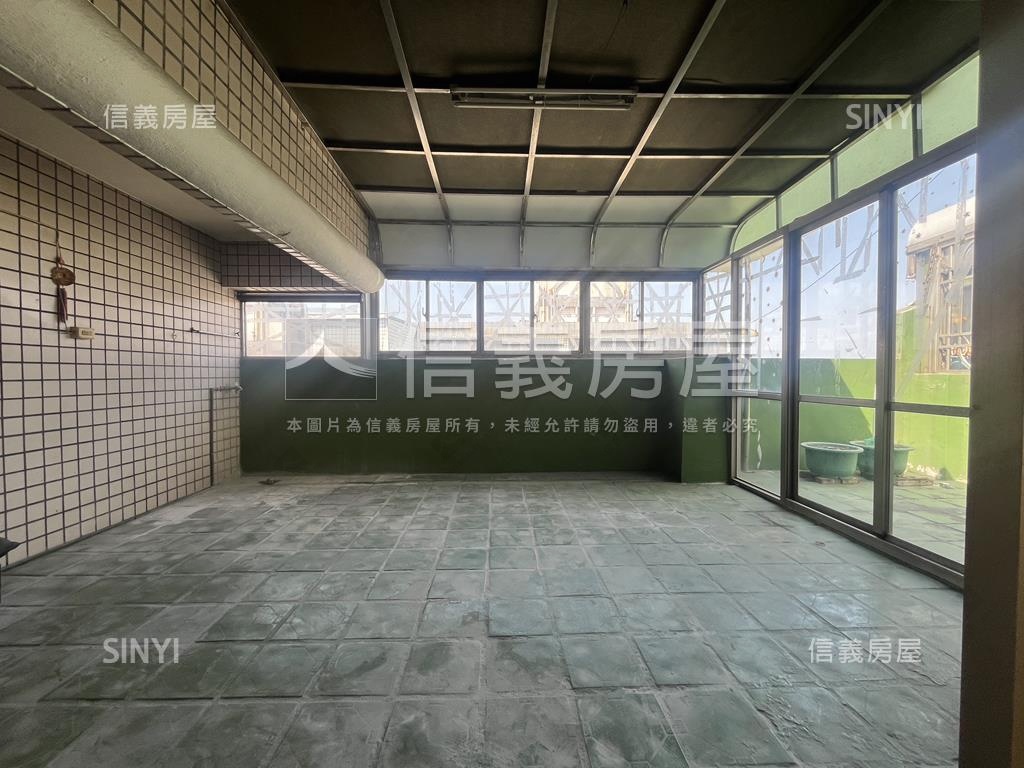 桂林商圈樓中樓附車位房屋室內格局與周邊環境