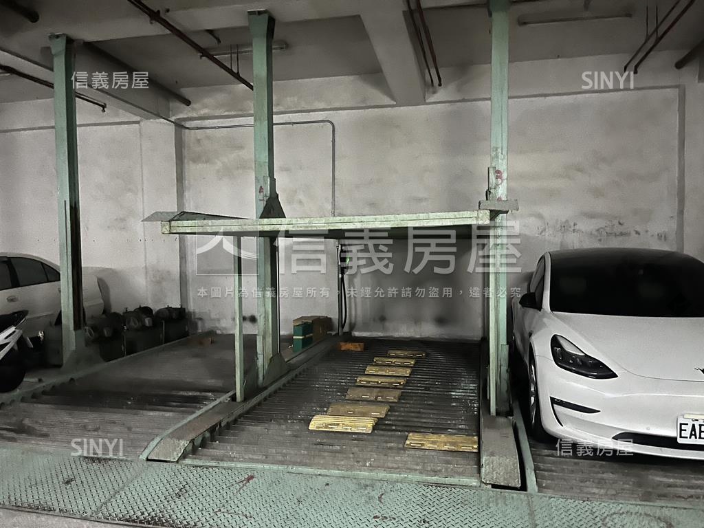 桂林商圈樓中樓附車位房屋室內格局與周邊環境