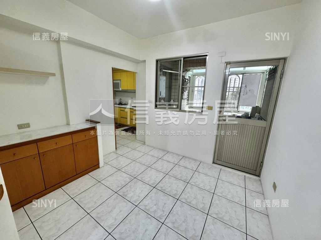 土城重劃－中正豪門大三房房屋室內格局與周邊環境