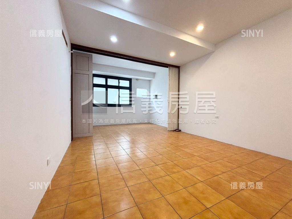 南屯楓樹里活巷透天房屋室內格局與周邊環境