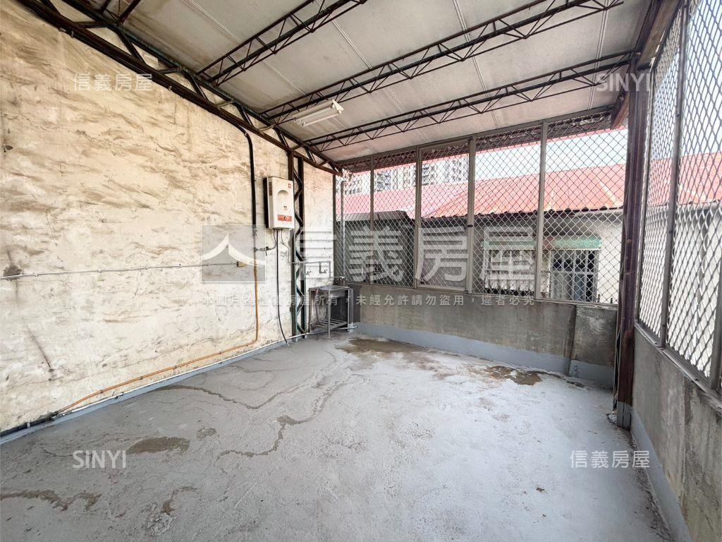 南屯楓樹里活巷透天房屋室內格局與周邊環境