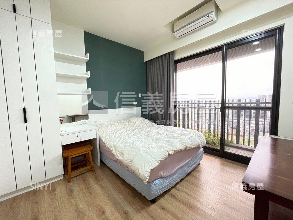 單元二高樓朝南三房雙平車房屋室內格局與周邊環境