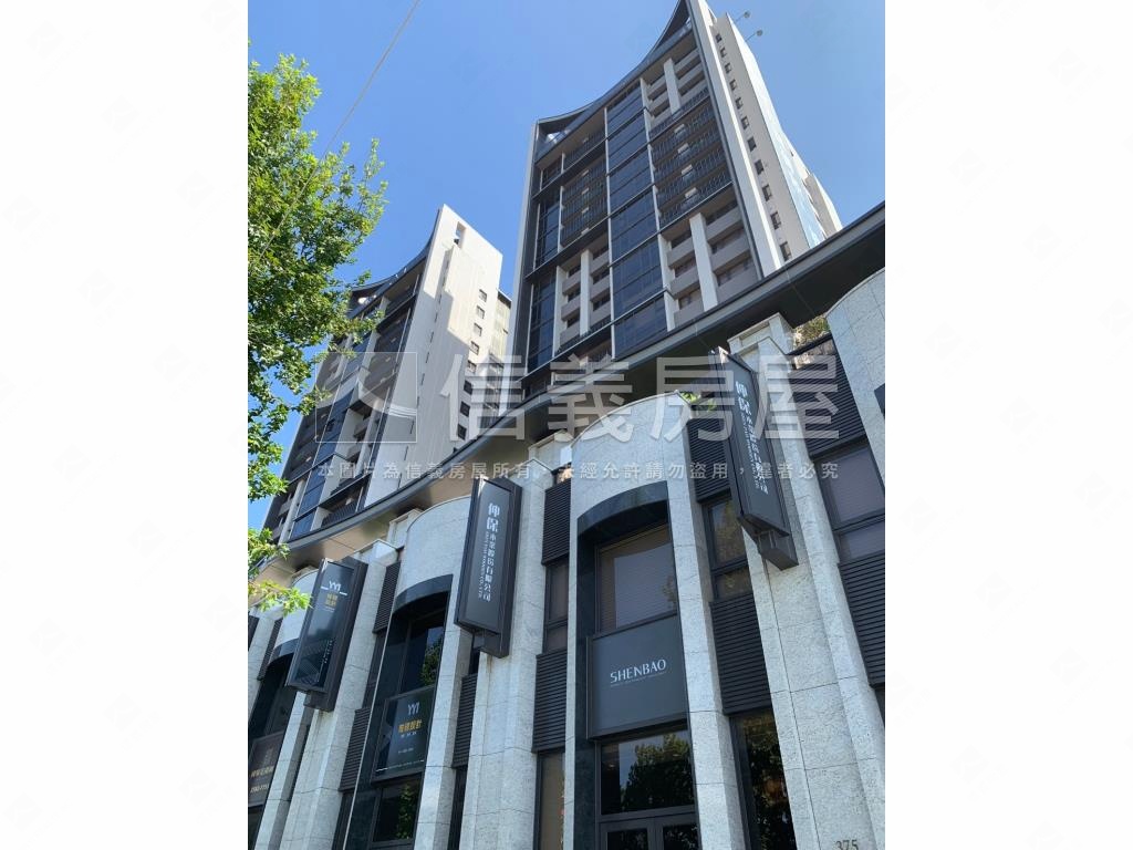 單元二高樓朝南三房雙平車房屋室內格局與周邊環境