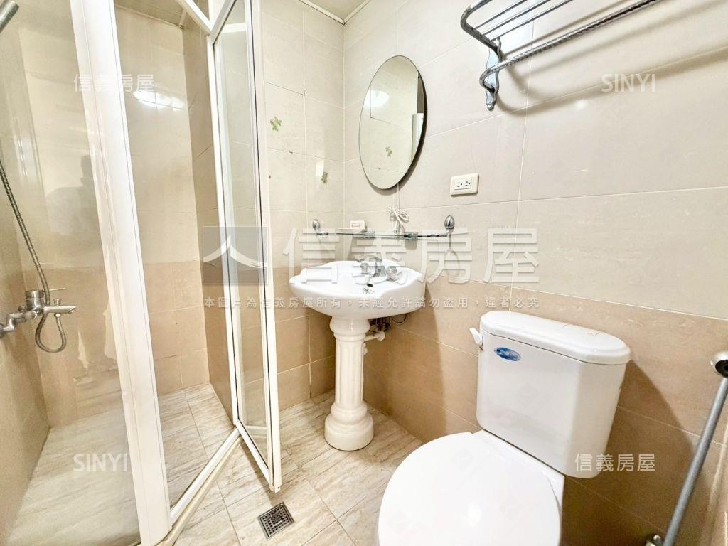 【世紀皇家】外棟三房房屋室內格局與周邊環境