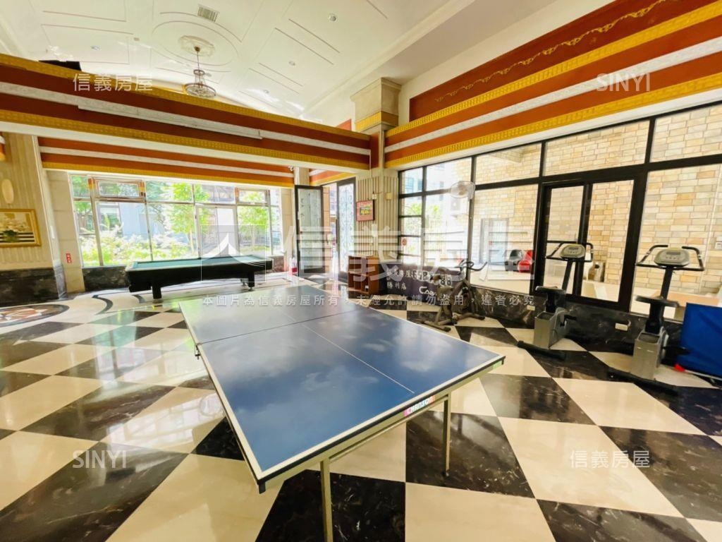 【世紀皇家】外棟三房房屋室內格局與周邊環境