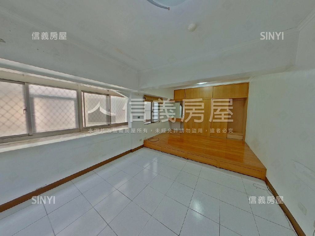 近捷運春天首席鬧中取靜房屋室內格局與周邊環境