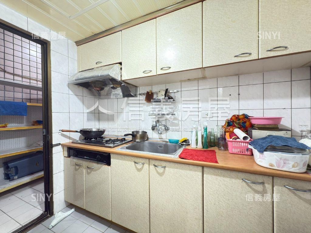 幸福華城●一樓三房房屋室內格局與周邊環境