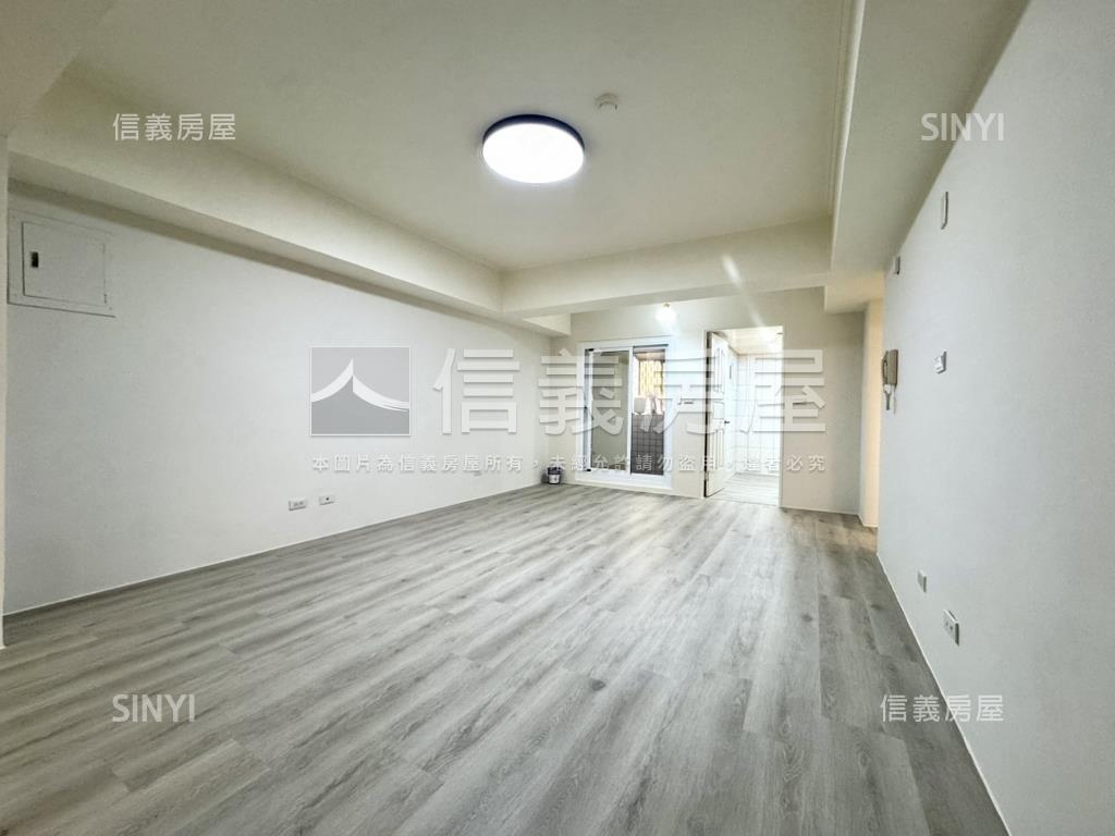 五福國中學區翻新三房車位房屋室內格局與周邊環境