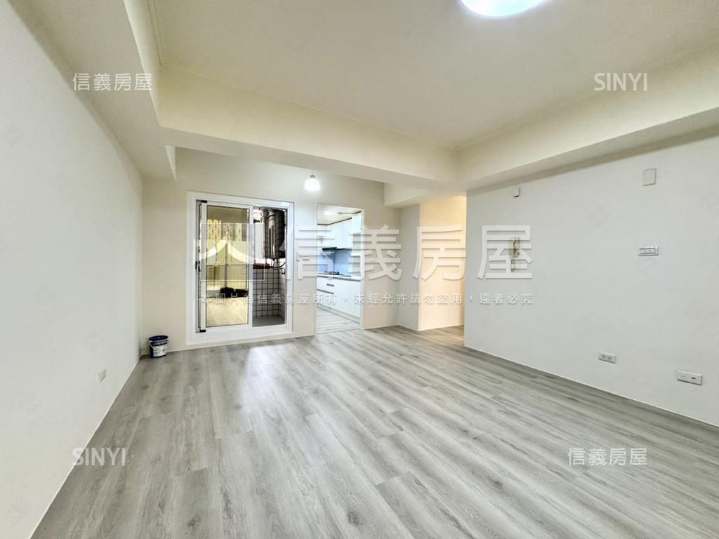 五福國中學區翻新三房車位房屋室內格局與周邊環境