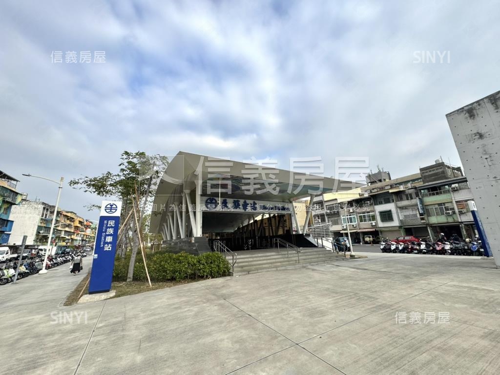 五福國中學區翻新三房車位房屋室內格局與周邊環境