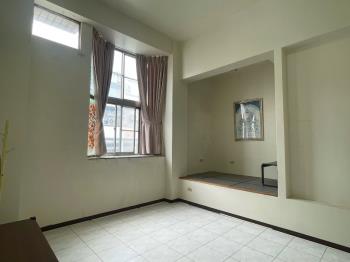 近園區電梯兩房