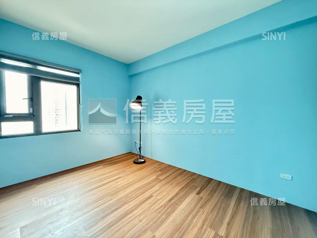 中港雲頂二房平車房屋室內格局與周邊環境