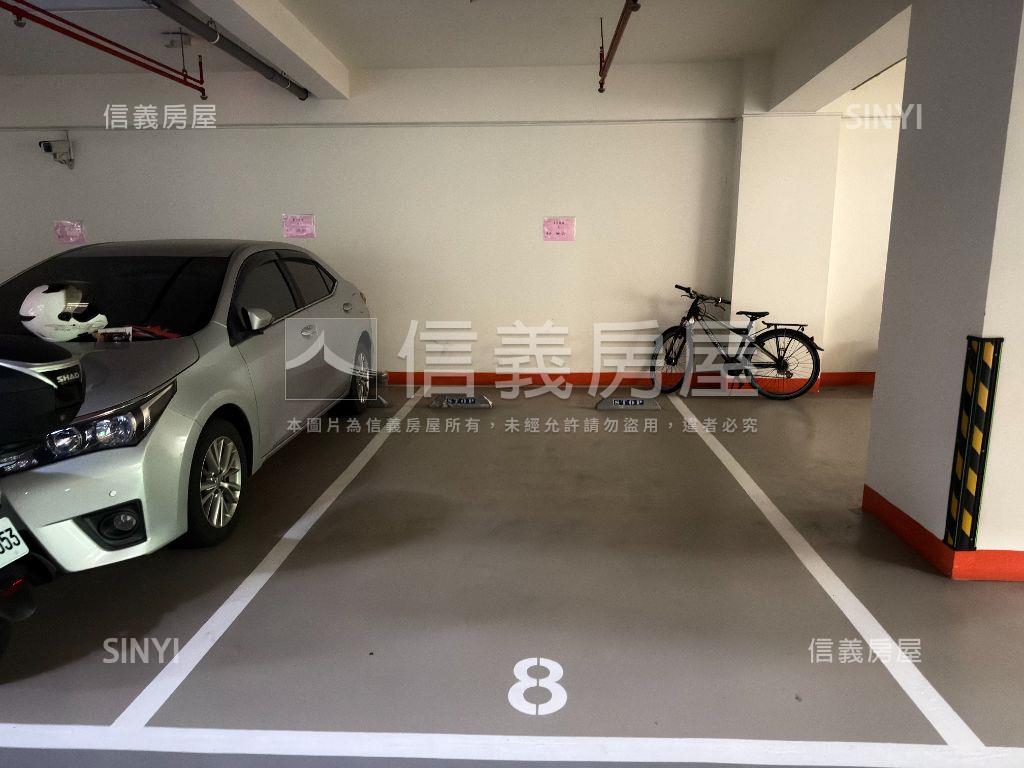 中港雲頂二房平車房屋室內格局與周邊環境