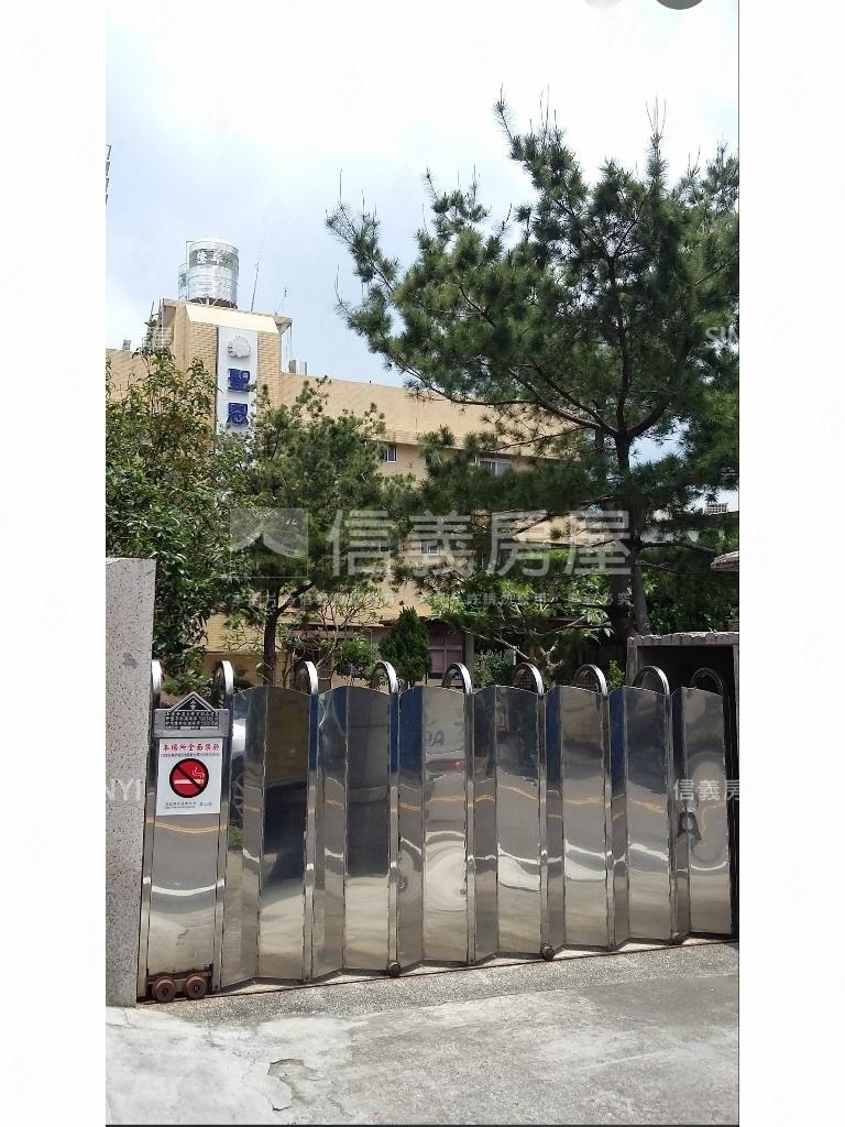 兩棟透天含土地使用空間大房屋室內格局與周邊環境