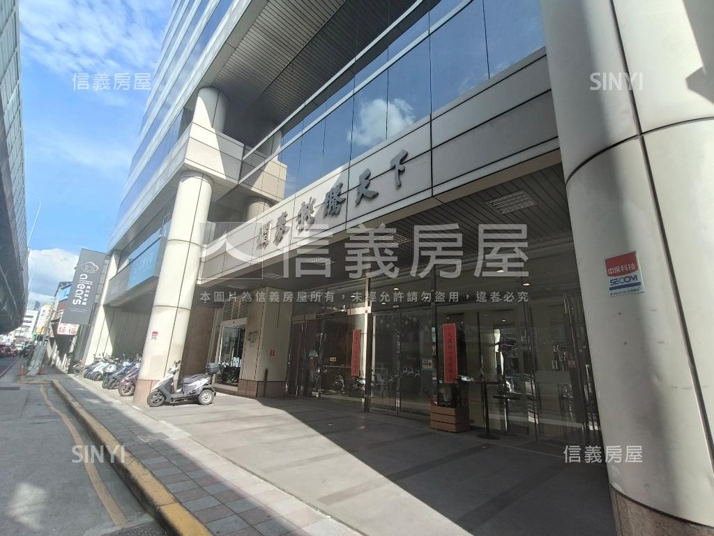 近重劃區浩瀚龍騰辦公房屋室內格局與周邊環境