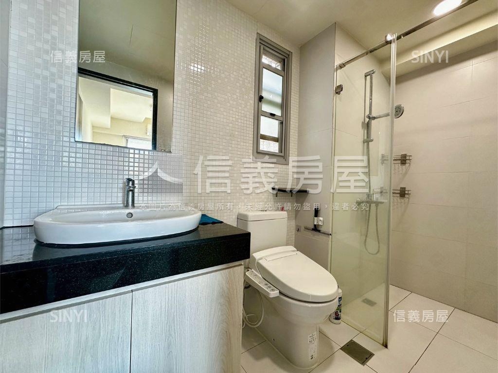 水依林質感２房１室平移車房屋室內格局與周邊環境