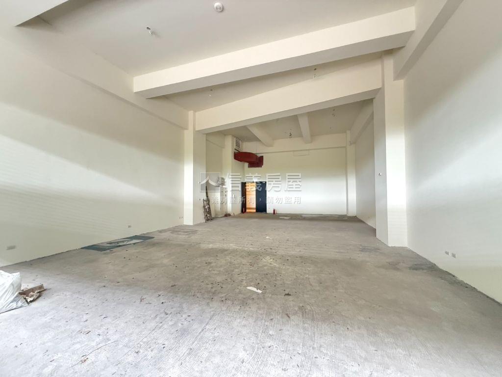智富時代氣派挑高廠辦店面房屋室內格局與周邊環境