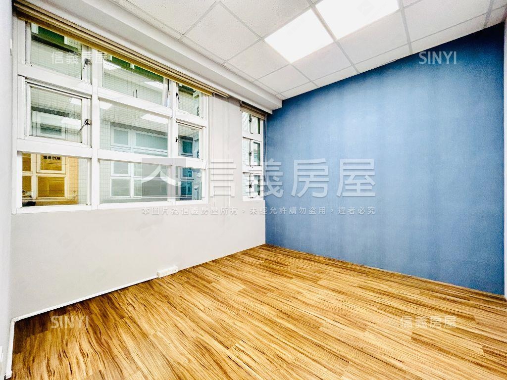 近內科大直管理辦公有車位房屋室內格局與周邊環境