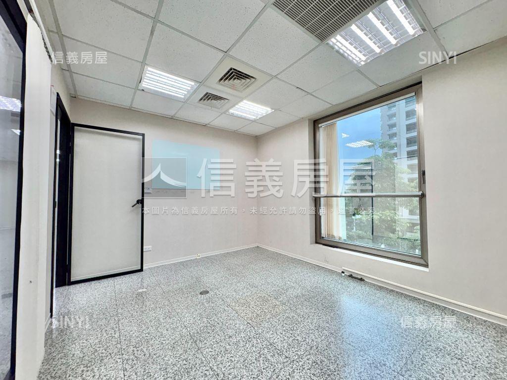 亞灣中華經貿百坪商辦房屋室內格局與周邊環境