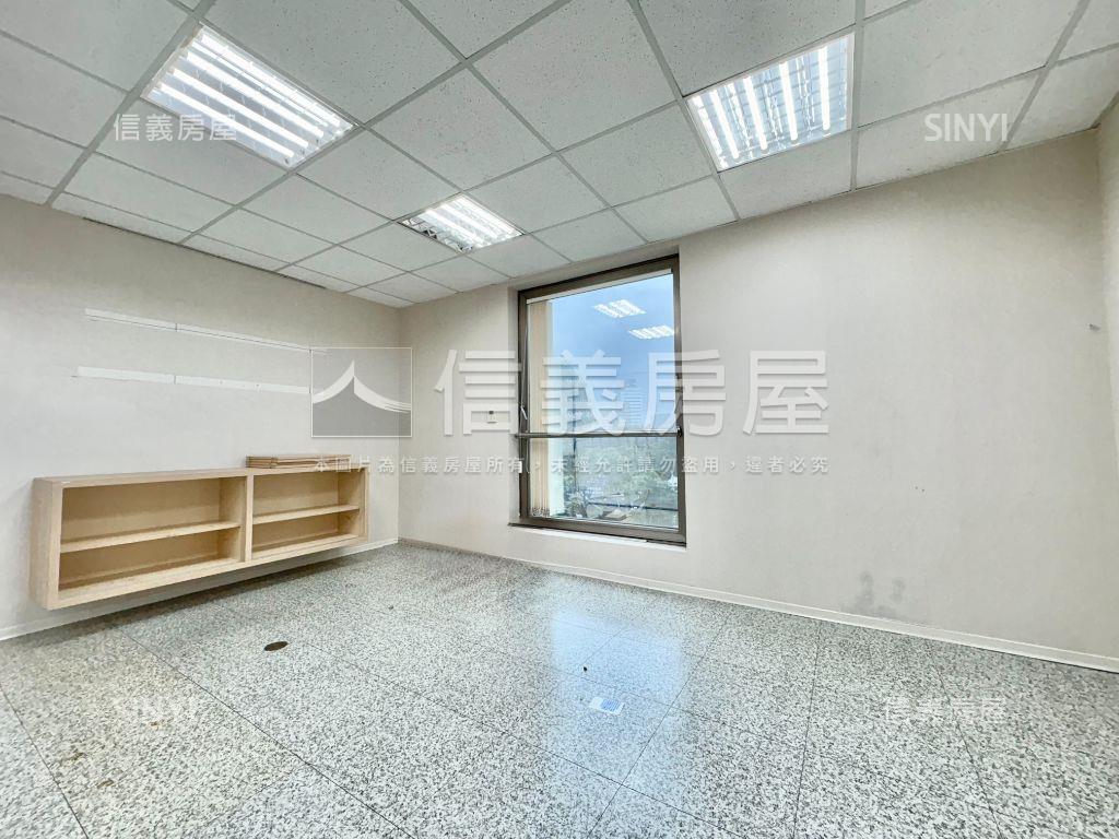 亞灣中華經貿百坪商辦房屋室內格局與周邊環境