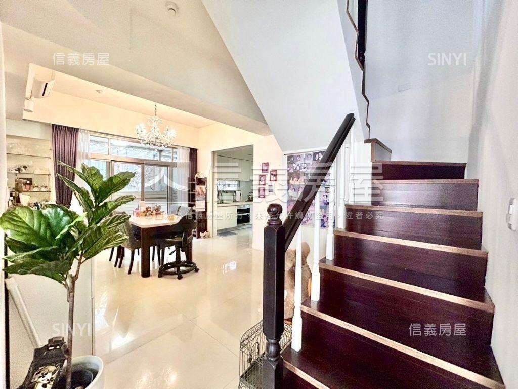 萬家福三面採光通透雙層宅房屋室內格局與周邊環境