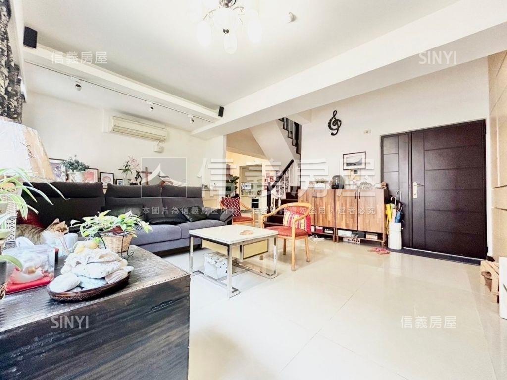 萬家福三面採光通透雙層宅房屋室內格局與周邊環境