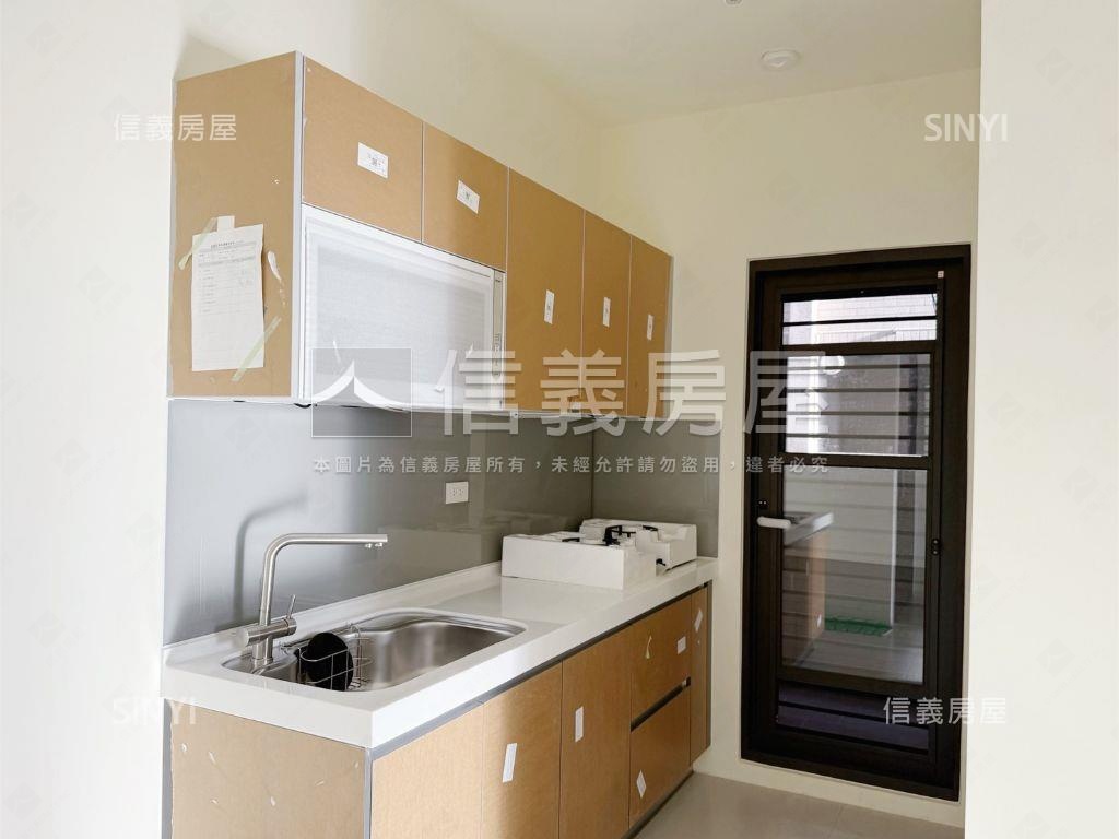 首購！近新光田美兩房車位房屋室內格局與周邊環境