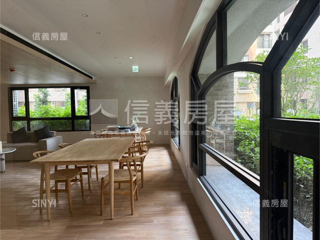 首購！近新光田美兩房車位房屋室內格局與周邊環境