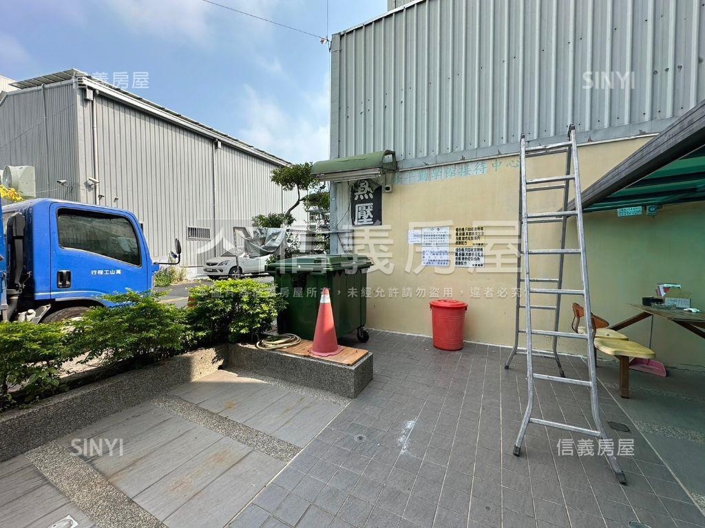 大里工業區３樓公寓５套房房屋室內格局與周邊環境