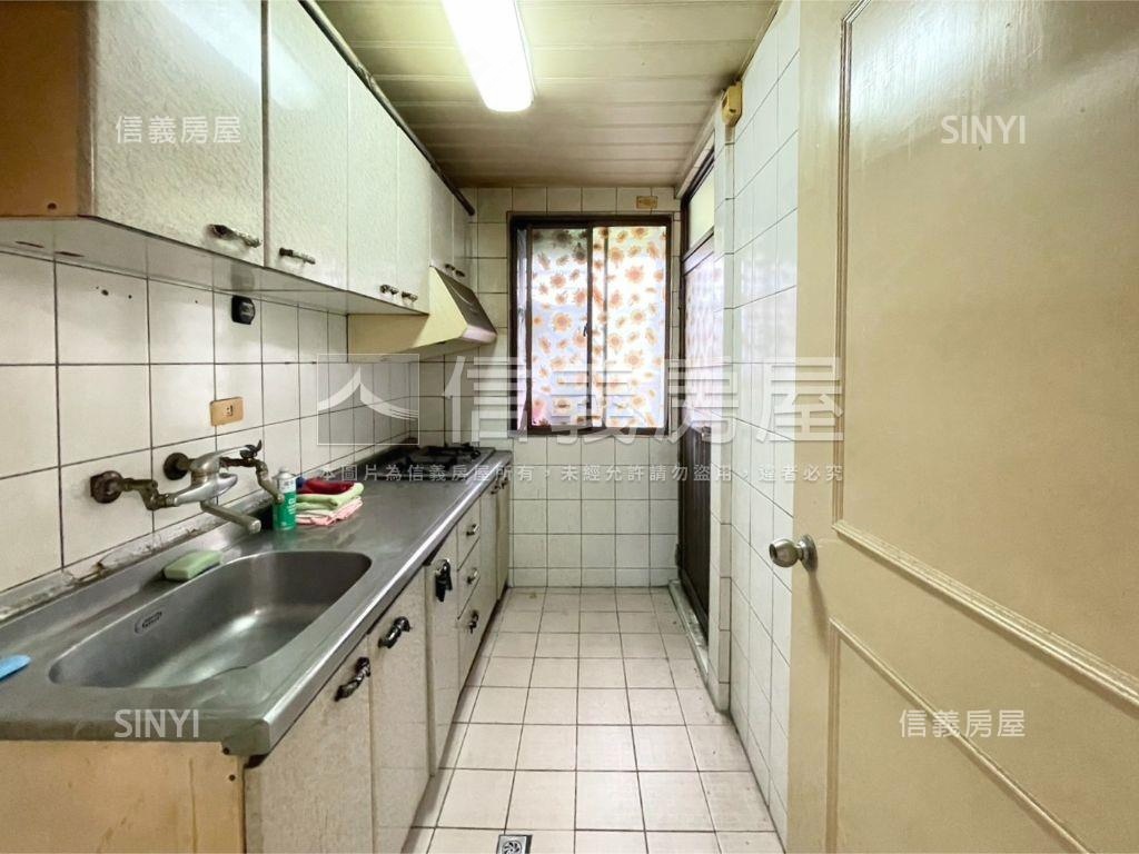 輕鬆成家台北親家房屋室內格局與周邊環境