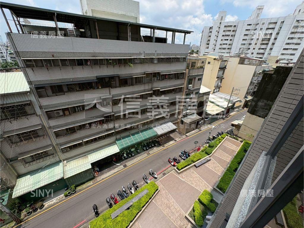 勝美●三房＋雙車位雙陽台房屋室內格局與周邊環境