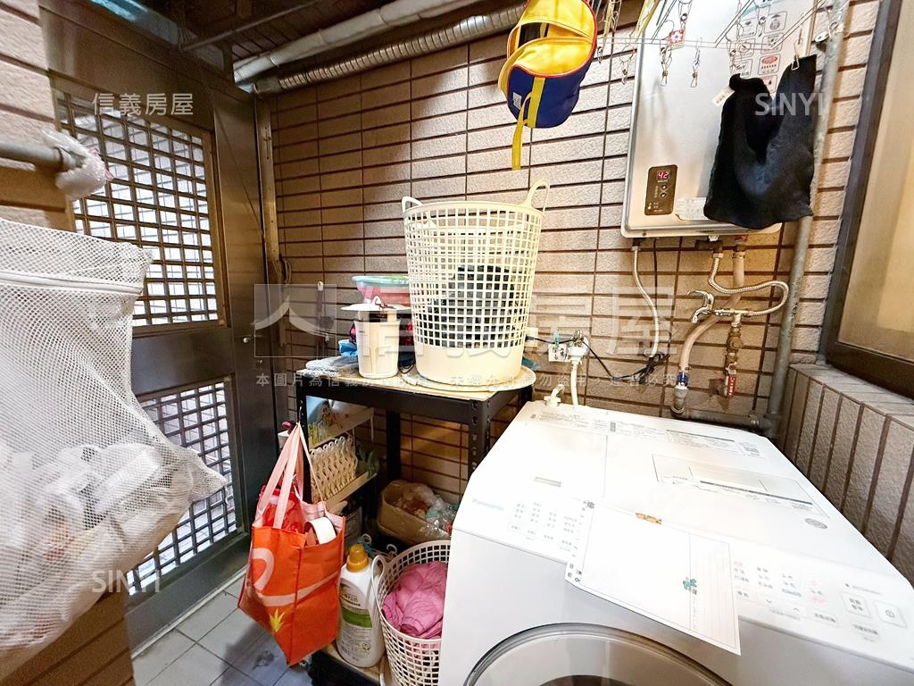 雙和後棟靜幽兩房平面車位房屋室內格局與周邊環境