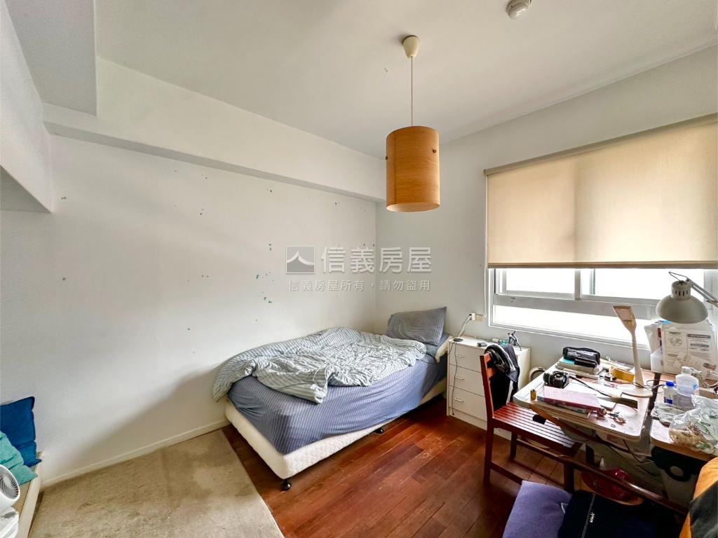 信義陽光自由露臺戶房屋室內格局與周邊環境