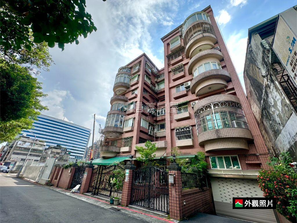 信義陽光自由露臺戶房屋室內格局與周邊環境