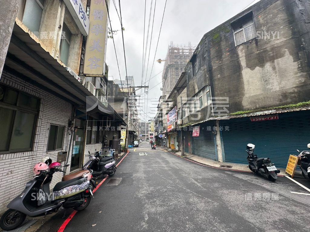 近未來捷運Ｇ０９美２房房屋室內格局與周邊環境