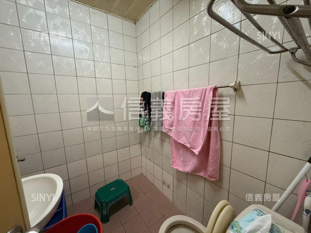 近三井低總價優質公寓一樓房屋室內格局與周邊環境