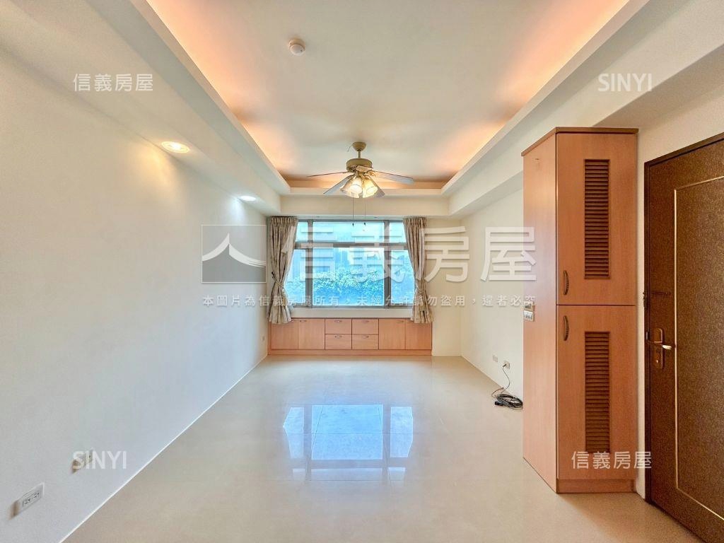 專任近ＡＩ園區三房車位房屋室內格局與周邊環境