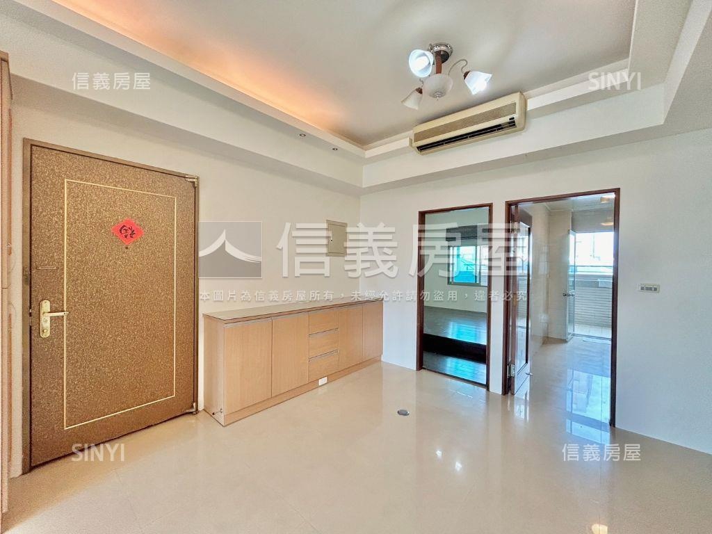 專任近ＡＩ園區三房車位房屋室內格局與周邊環境