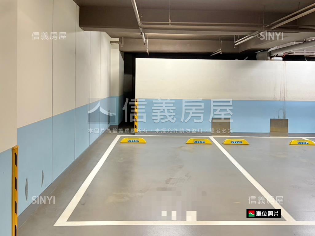 稀有哲人德林一房車位房屋室內格局與周邊環境