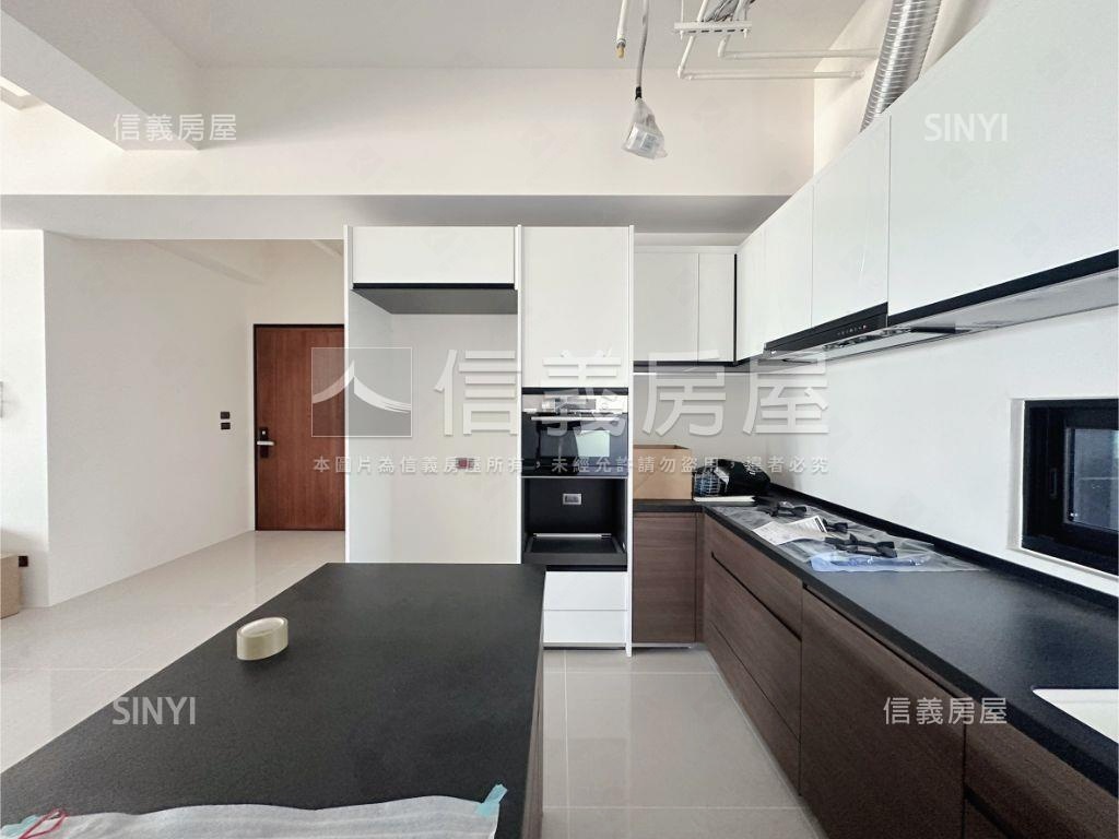 坤山央央高樓視野典藏大戶房屋室內格局與周邊環境