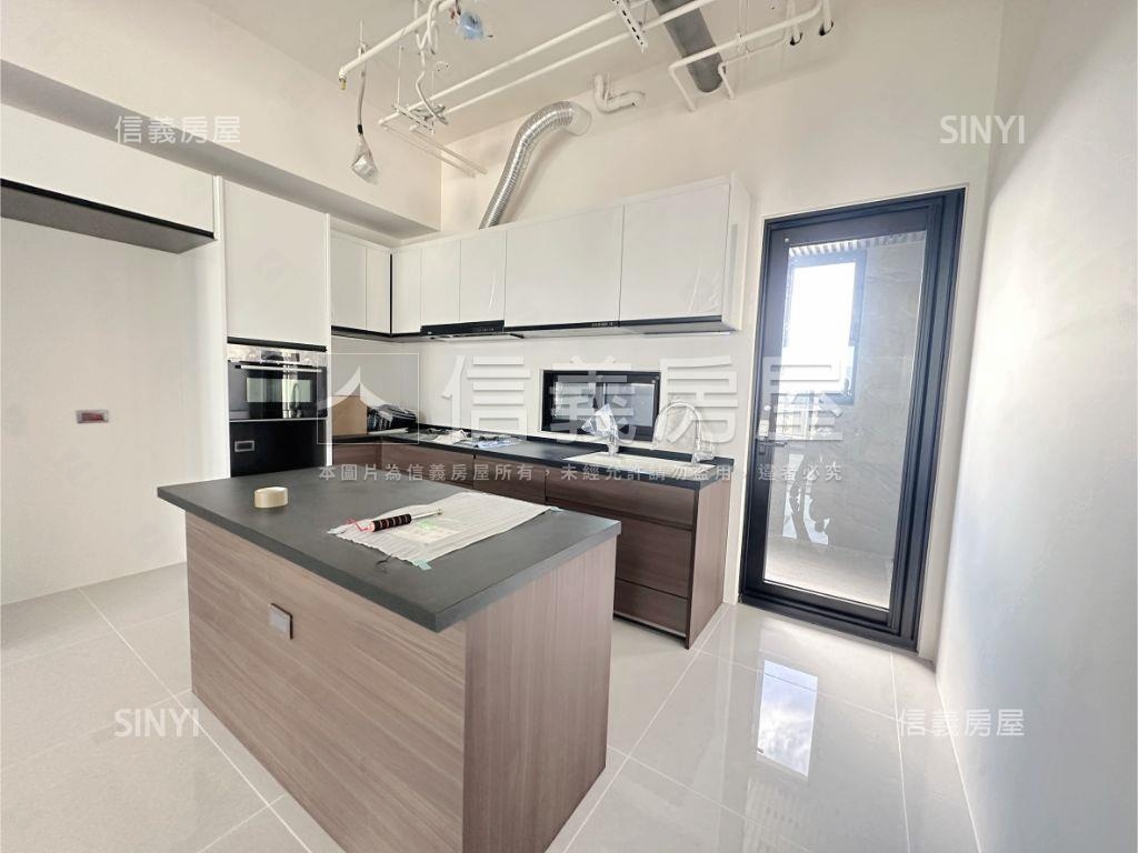 坤山央央高樓視野典藏大戶房屋室內格局與周邊環境