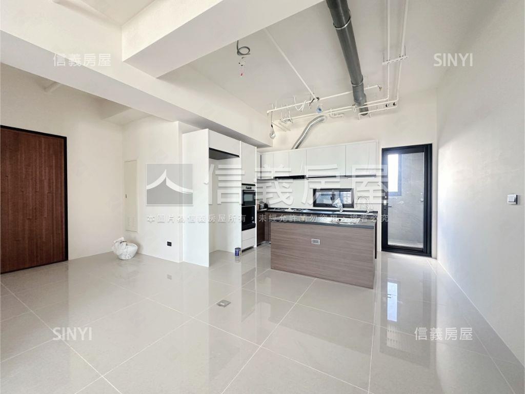 坤山央央高樓視野典藏大戶房屋室內格局與周邊環境