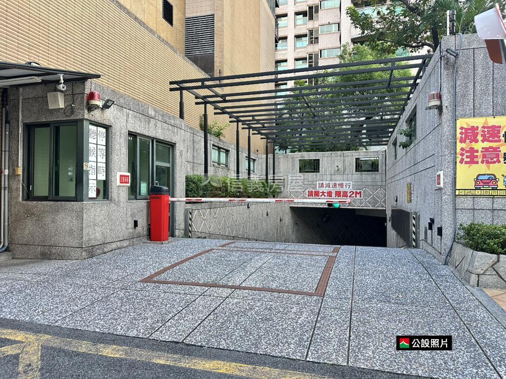 鼎宇和楓面小巨蛋三房平車房屋室內格局與周邊環境