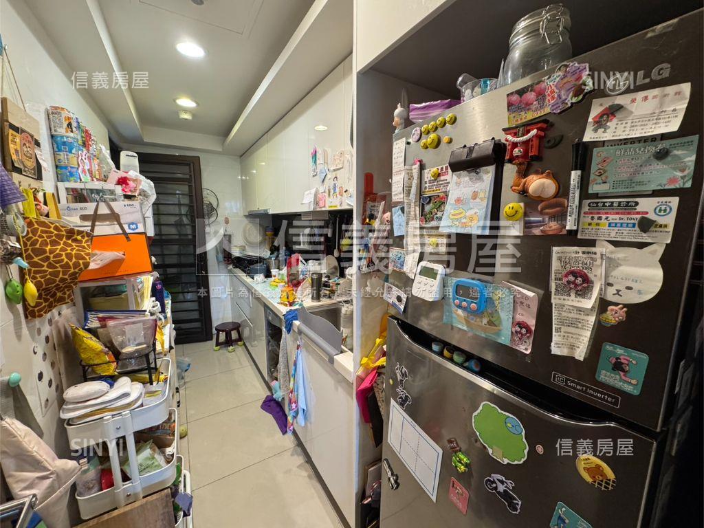 合康嘉年華綠景三房房屋室內格局與周邊環境